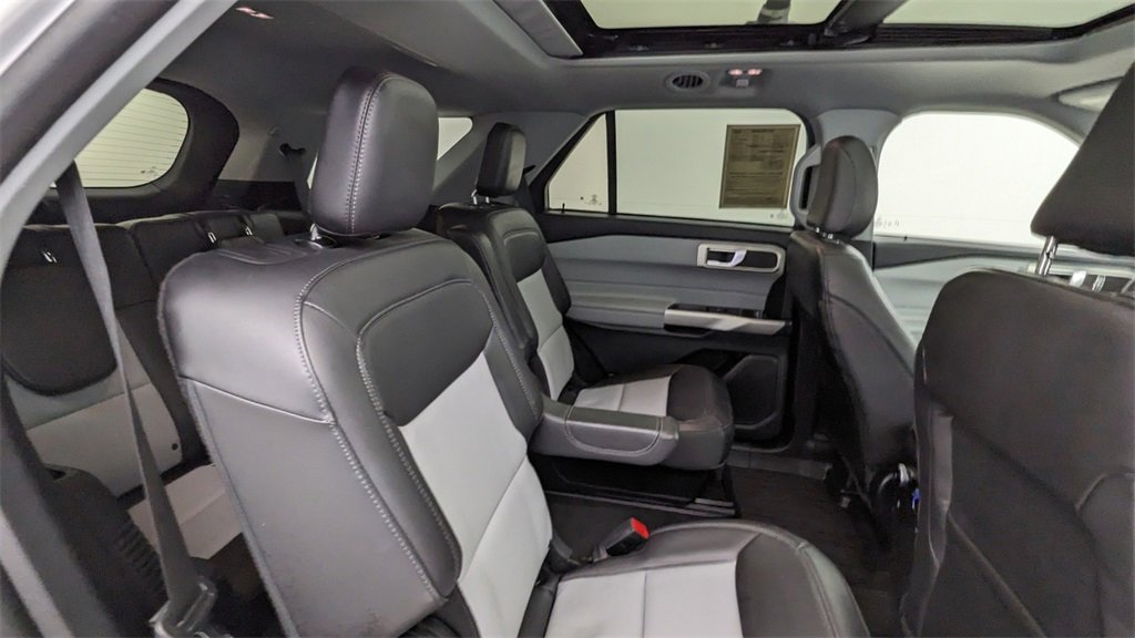 Certified 2023 Ford Explorer XLT w/ Equipment Group 202A image 41