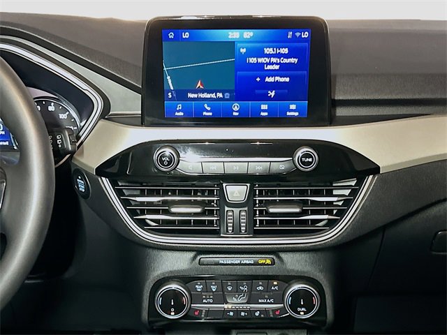 Certified 2022 Ford Escape SE w/ SE Sport Appearance Package image 11