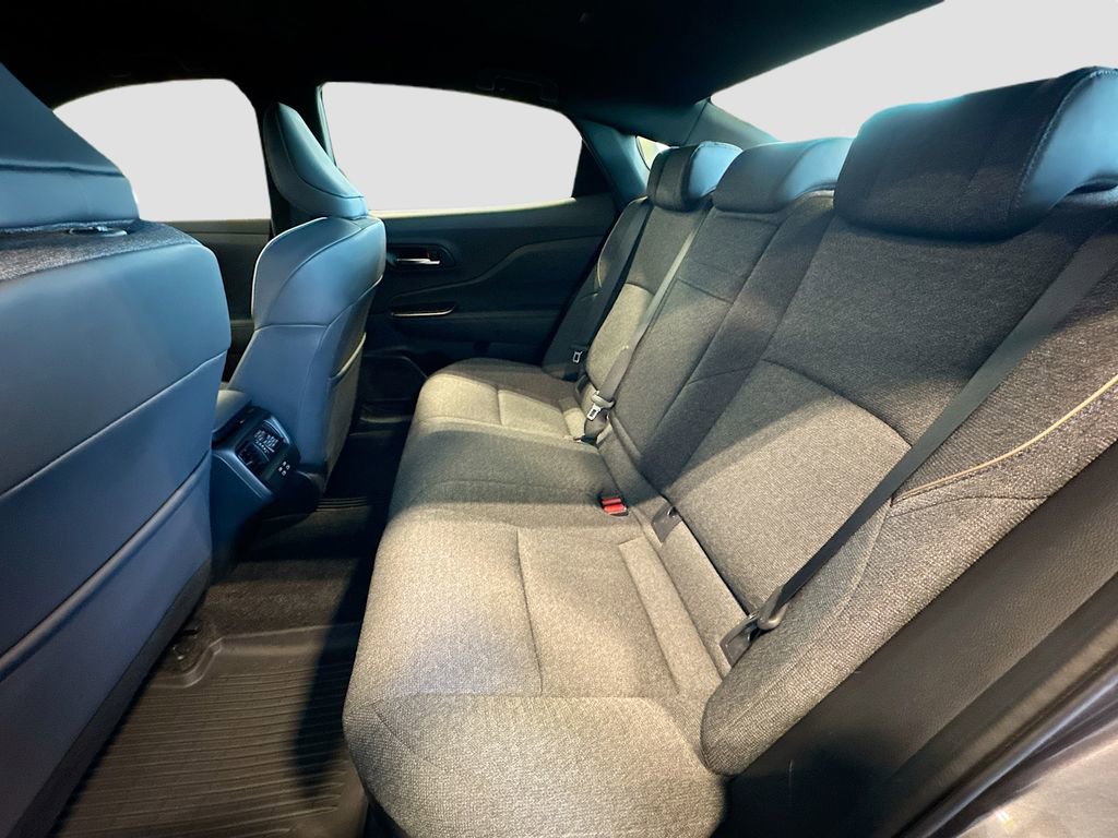 Used 2023 Toyota Crown XLE image 19