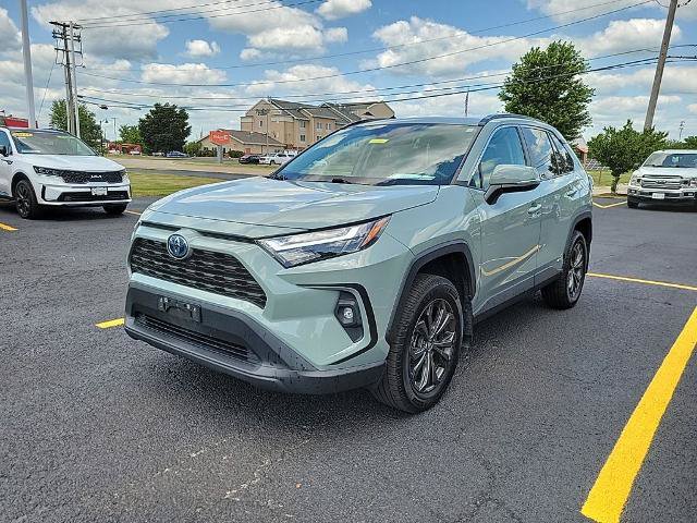 Used 2023 Toyota RAV4 XLE Premium AWD/4WD image 2