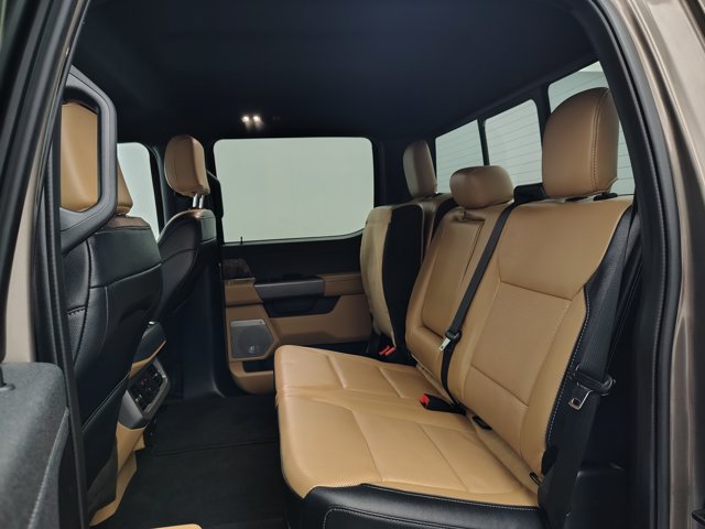 Certified 2023 Ford F250 Lariat w/ FX4 Off-Road Package AWD/4WD image 31