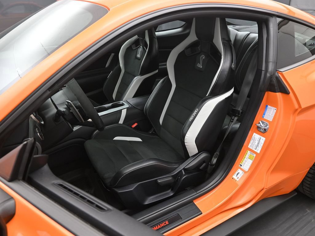 Certified 2021 Ford Mustang Shelby GT500 w/ Technology Package image 9