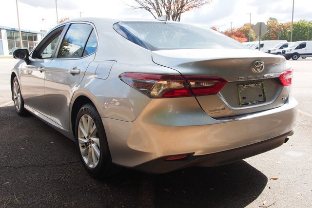 Used 2024 Toyota Camry LE image 3