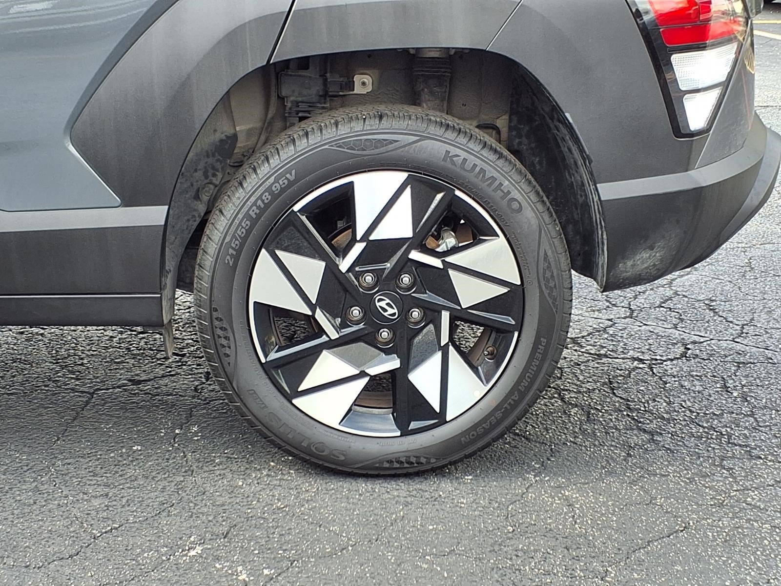 Used 2025 Hyundai Kona SEL AWD/4WD image 10