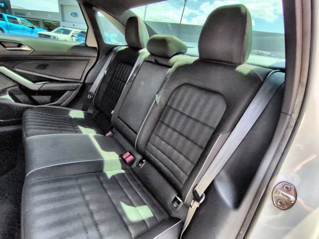 Used 2019 Volkswagen Jetta GLI FWD image 13