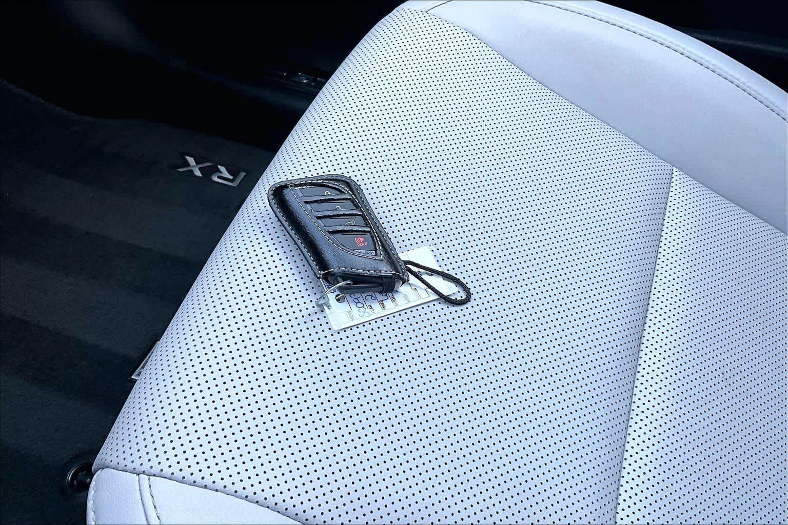 Used 2025 Lexus RX 350 F Sport w/ Convenience Package AWD/4WD image 15
