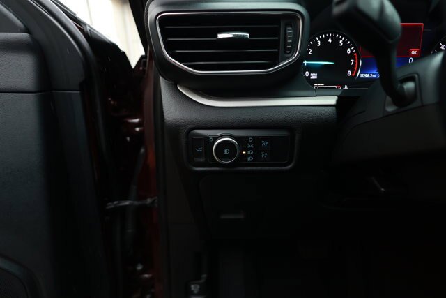Certified 2023 Ford Explorer XLT w/ Equipment Group 202A AWD/4WD image 19