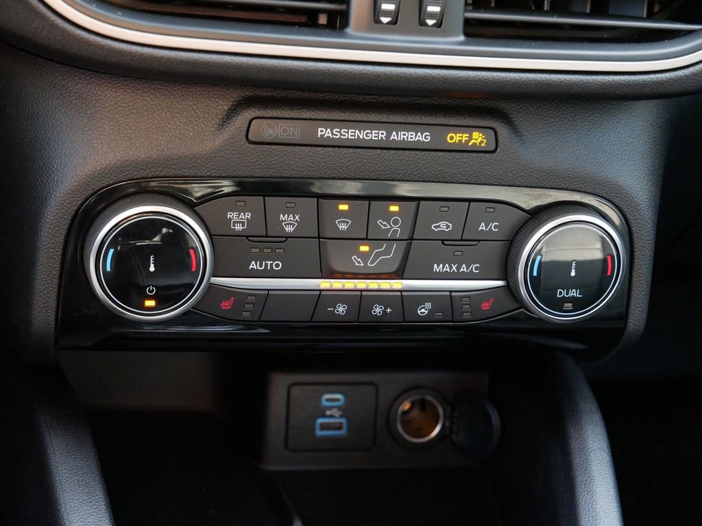 Certified 2022 Ford Escape SEL w/ Technology Package image 22