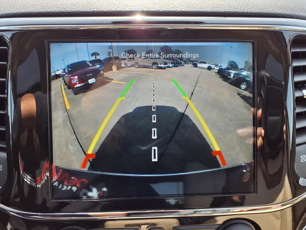 Used 2021 Jeep Grand Cherokee Limited image 11