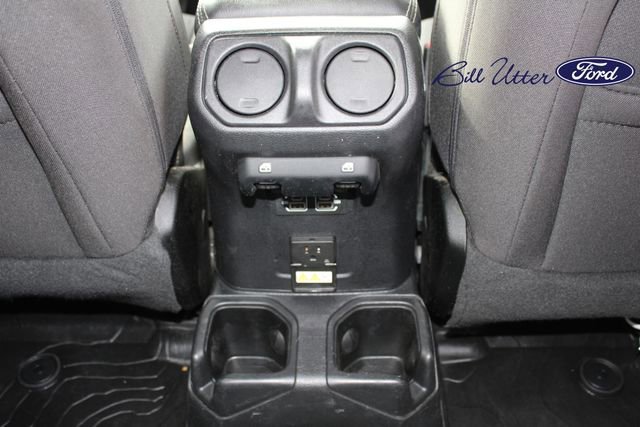 Used 2022 Jeep Wrangler Unlimited Sahara image 13