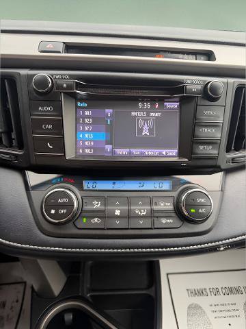Used 2018 Toyota RAV4 XLE AWD/4WD image 24