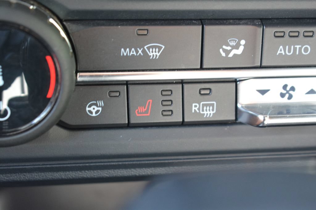 Certified 2022 Ford Bronco Wildtrak AWD/4WD image 18