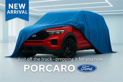 Certified 2017 Ford Escape Titanium w/ Equipment Group 301A AWD/4WD image 1