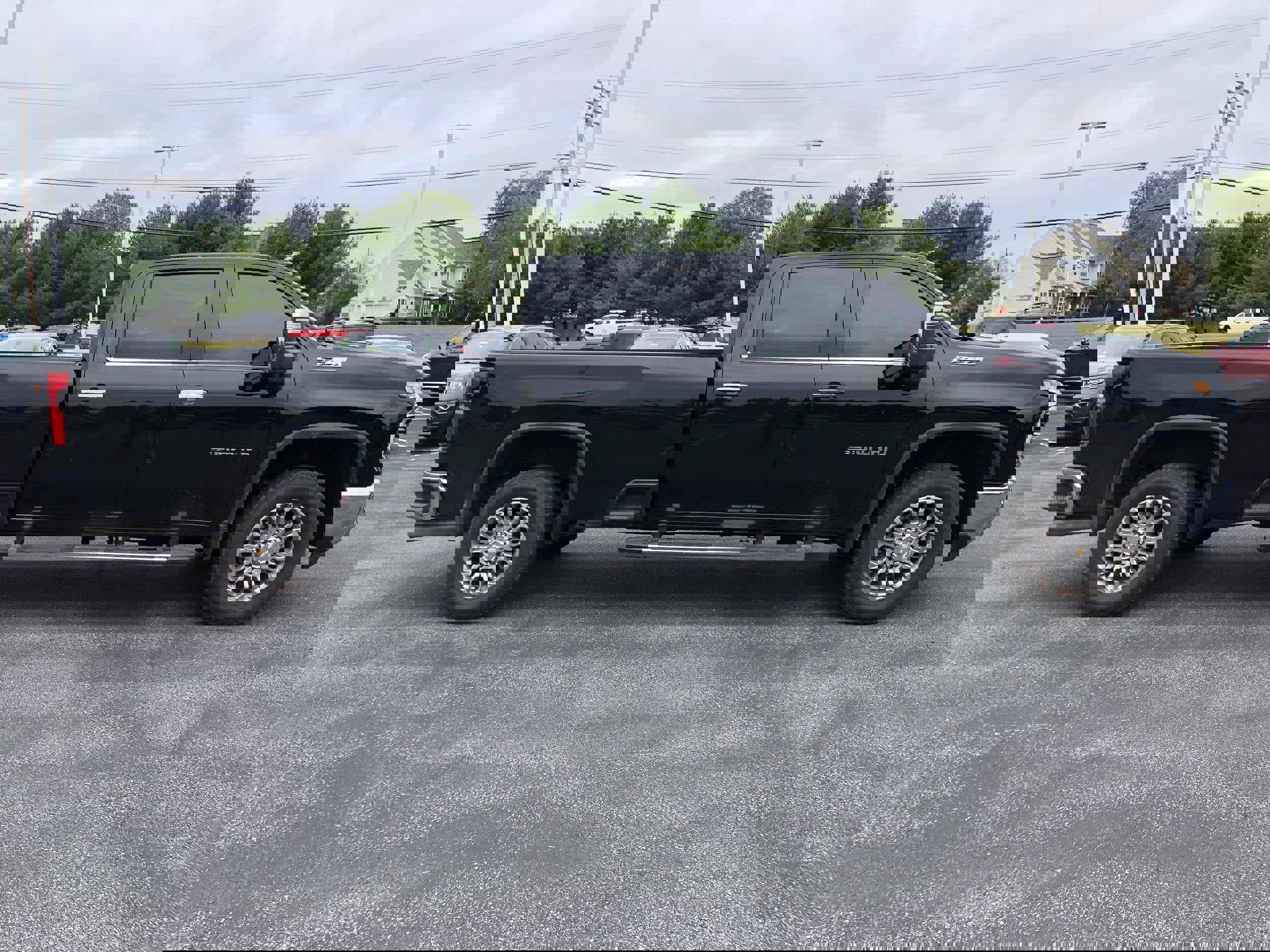 Used 2025 Chevrolet Silverado 3500 LTZ video 2