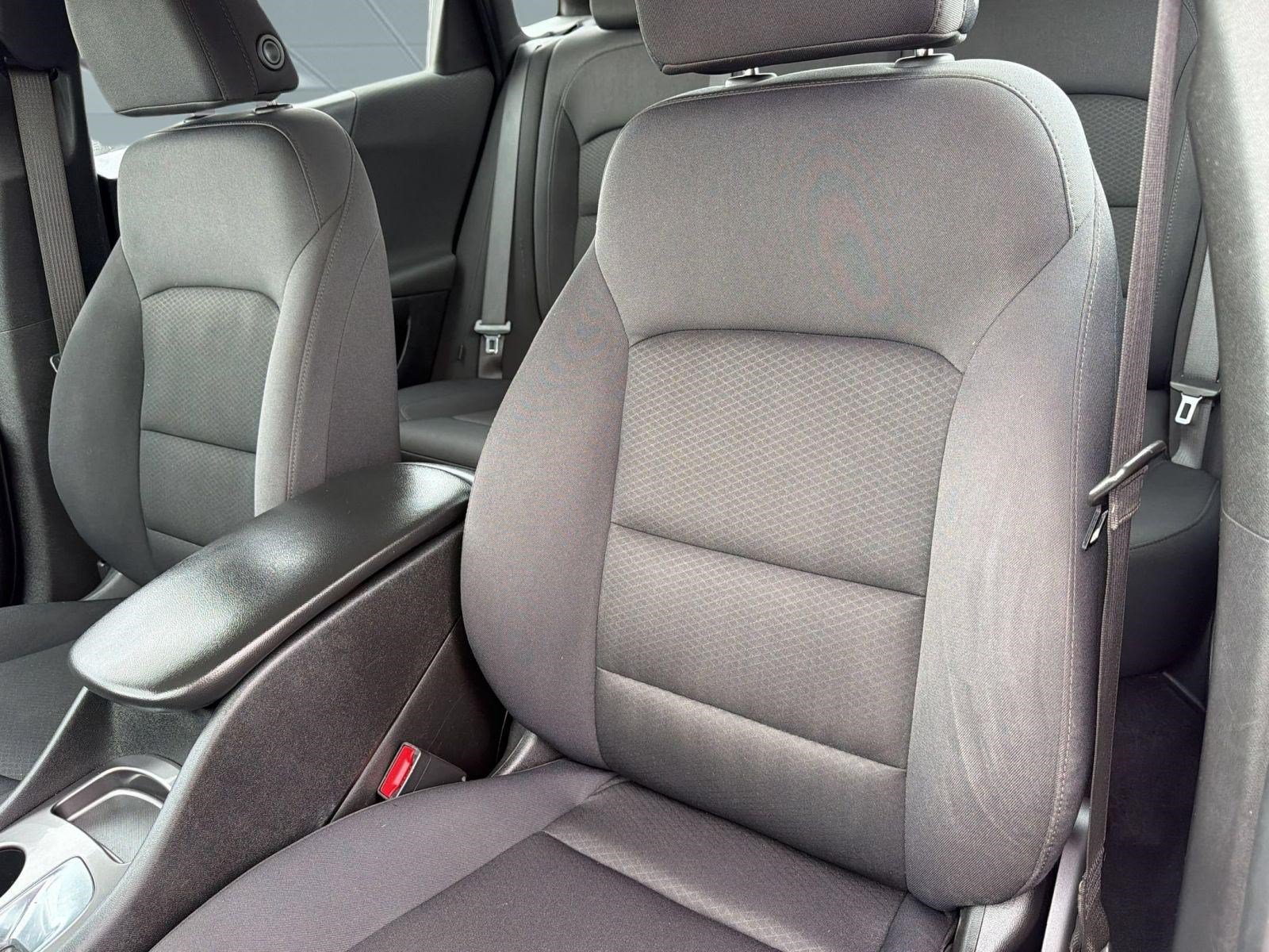 Used 2022 Chevrolet Malibu LS FWD image 24