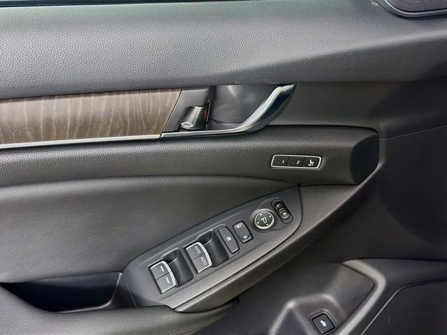 Used 2020 Honda Accord Touring image 21