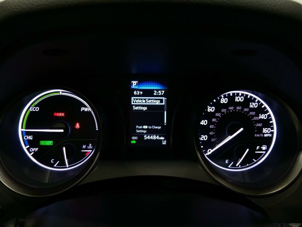 Used 2022 Toyota Camry SE image 20