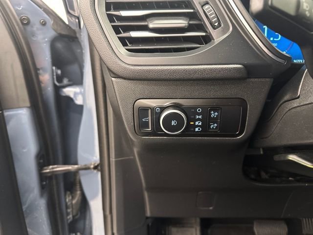 Certified 2025 Ford Escape Platinum image 26