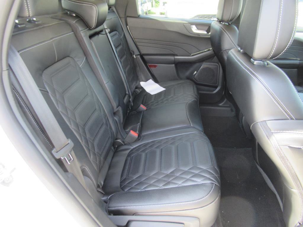 Certified 2024 Ford Escape PHEV w/ PHEV Premium Package image 16