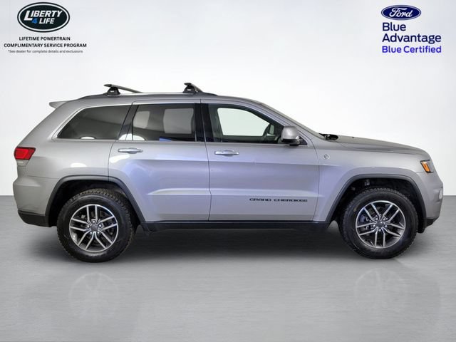 Used 2020 Jeep Grand Cherokee Laredo w/ Quick Order Package 2BN North AWD/4WD image 2