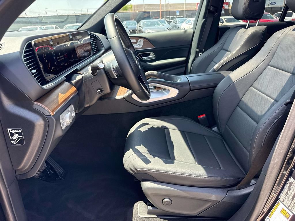 Used 2025 Mercedes-Benz GLE 350 4MATIC image 25
