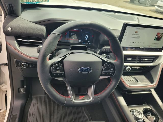 Certified 2025 Ford Explorer ST image 30