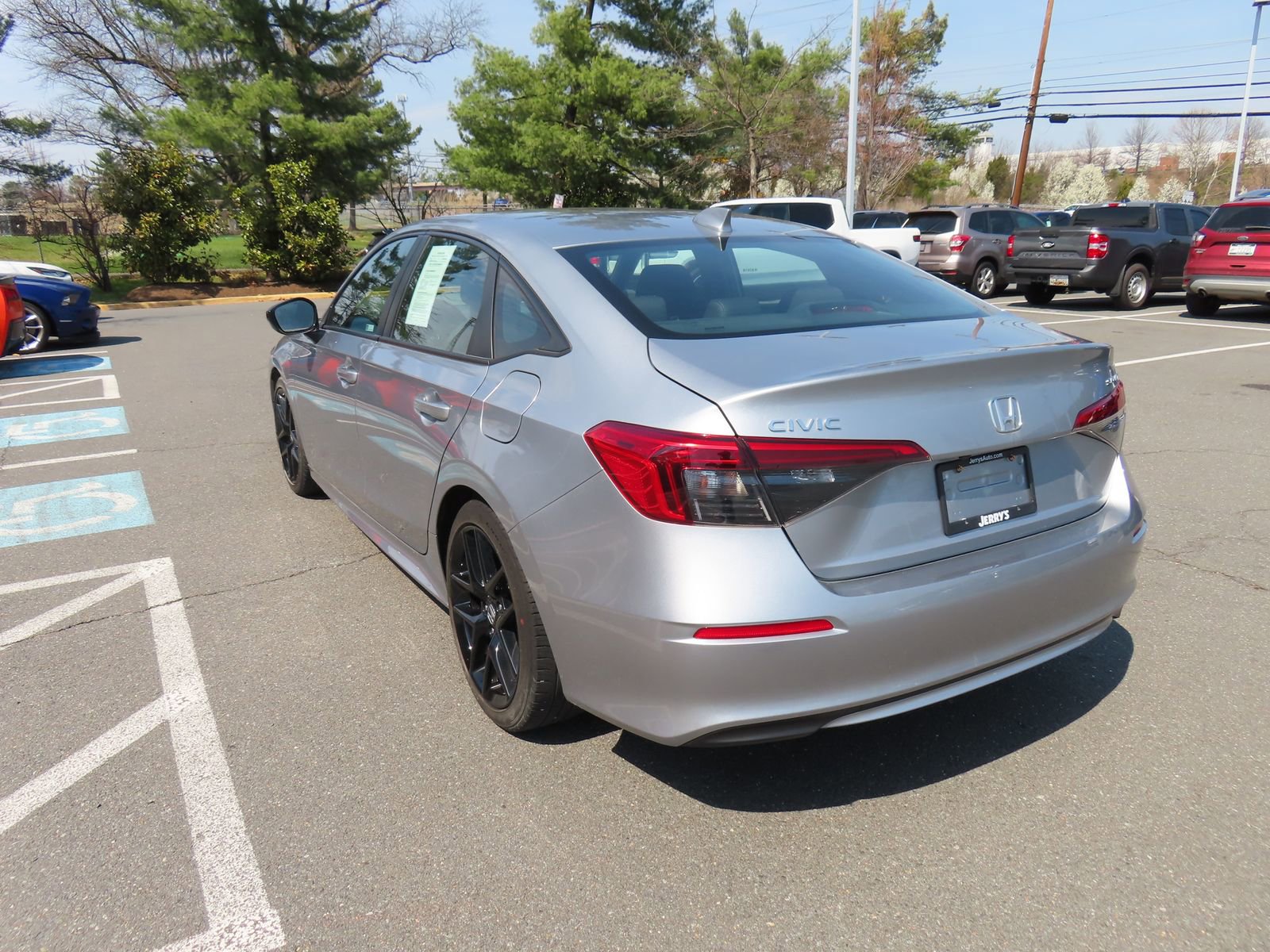 Used 2023 Honda Civic Sport image 7