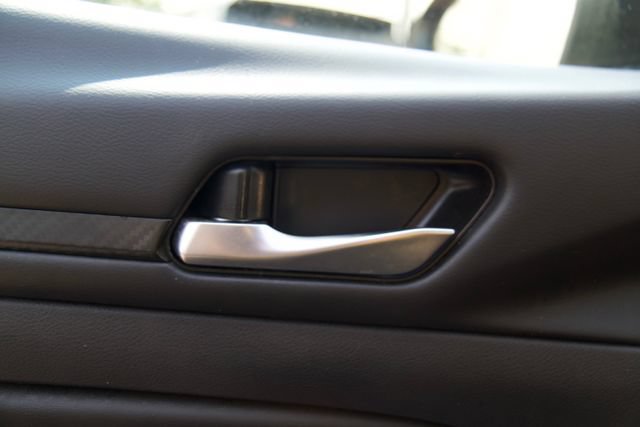 Used 2025 Nissan Altima 2.5 SV FWD image 13