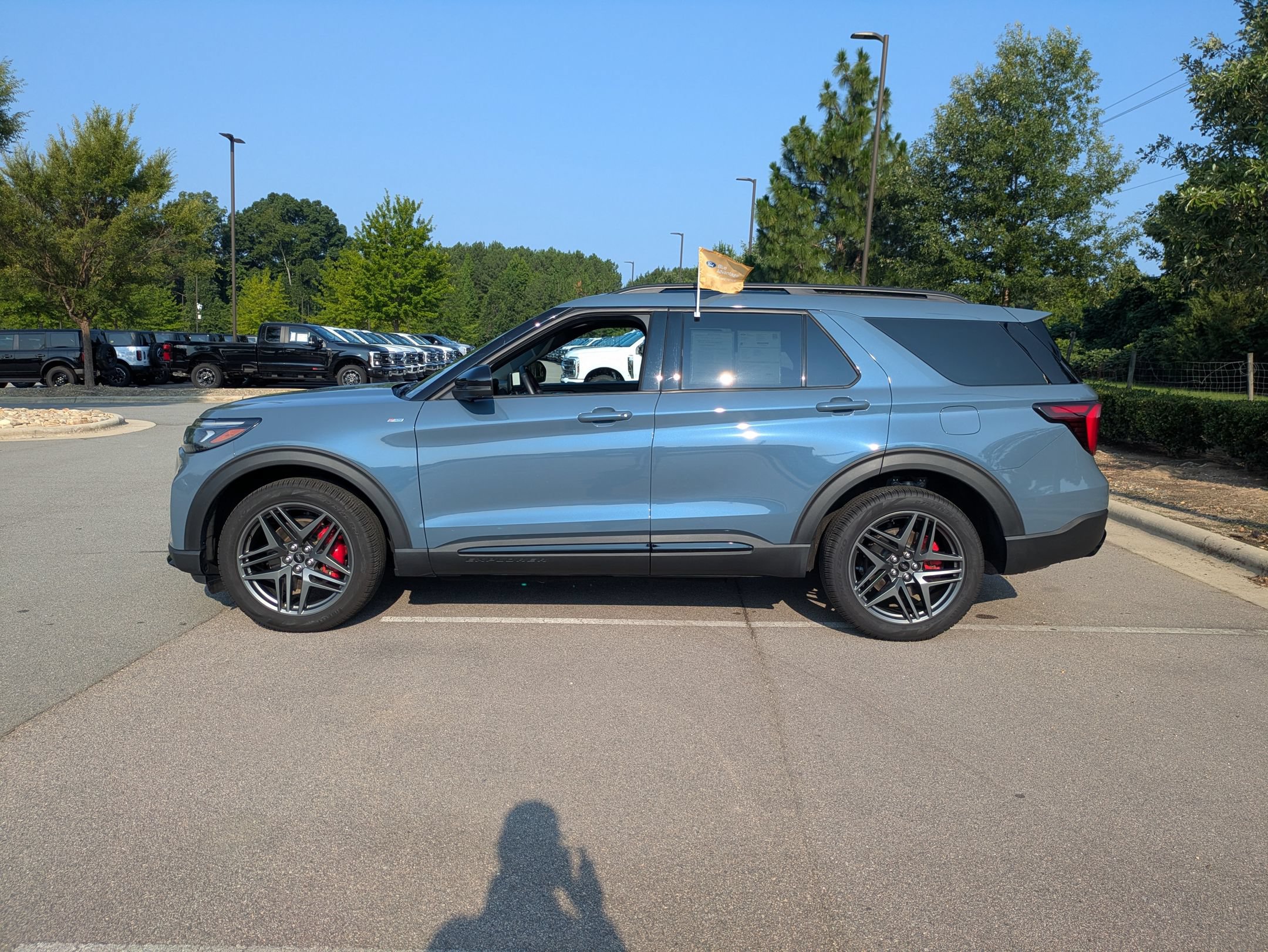 Certified 2025 Ford Explorer ST-Line w/ Premium Package AWD/4WD image 7