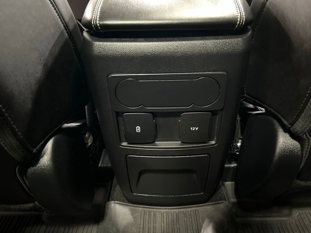 Certified 2024 Ford Explorer XLT w/ Equipment Group 202A AWD/4WD image 25