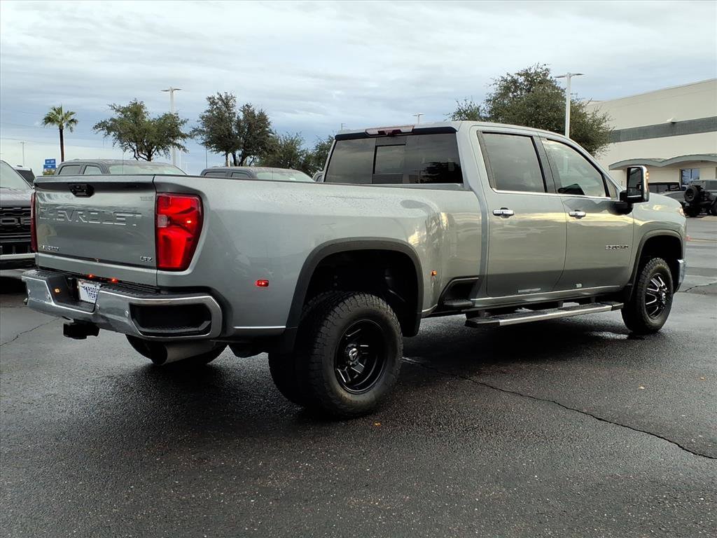 Used 2024 Chevrolet Silverado 3500 LTZ w/ LTZ Plus Package image 4