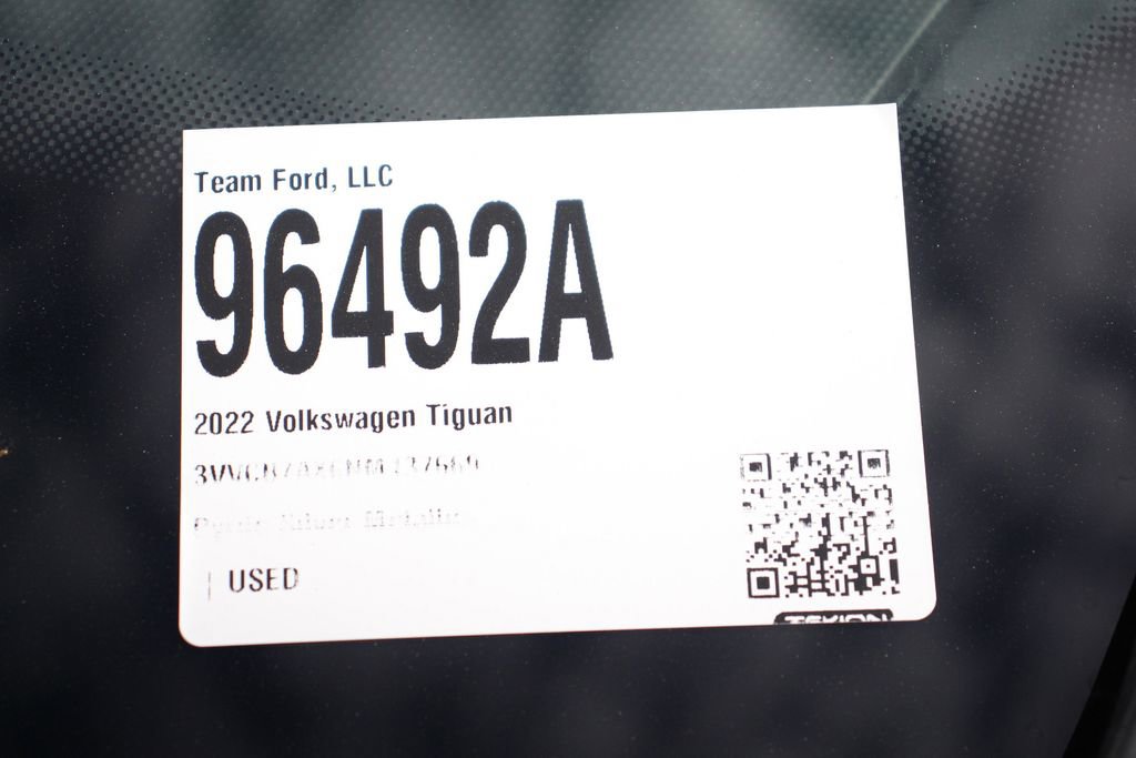 Used 2022 Volkswagen Tiguan SE R-Line FWD image 30