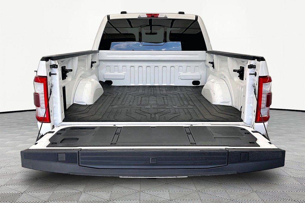 Certified 2022 Ford F150 Platinum w/ Equipment Group 701A High AWD/4WD image 18