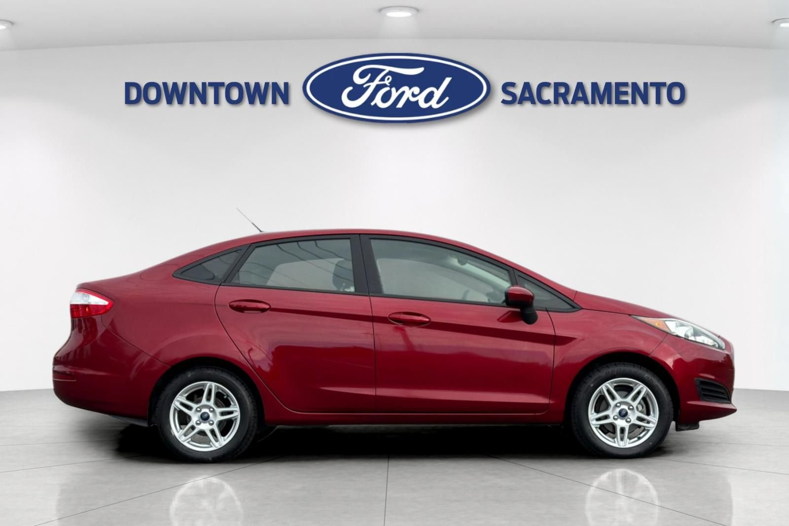 Certified 2017 Ford Fiesta SE FWD image 10