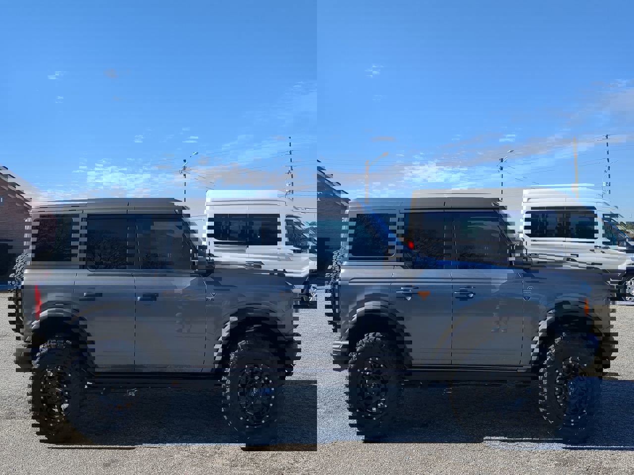 Certified 2024 Ford Bronco Badlands image 6