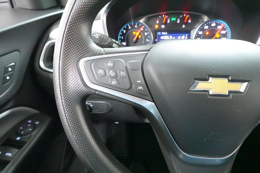 Used 2022 Chevrolet Equinox LS w/ LS Convenience Package AWD/4WD image 15