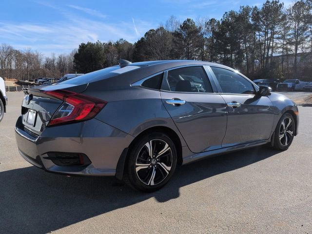 Used 2018 Honda Civic Touring image 4