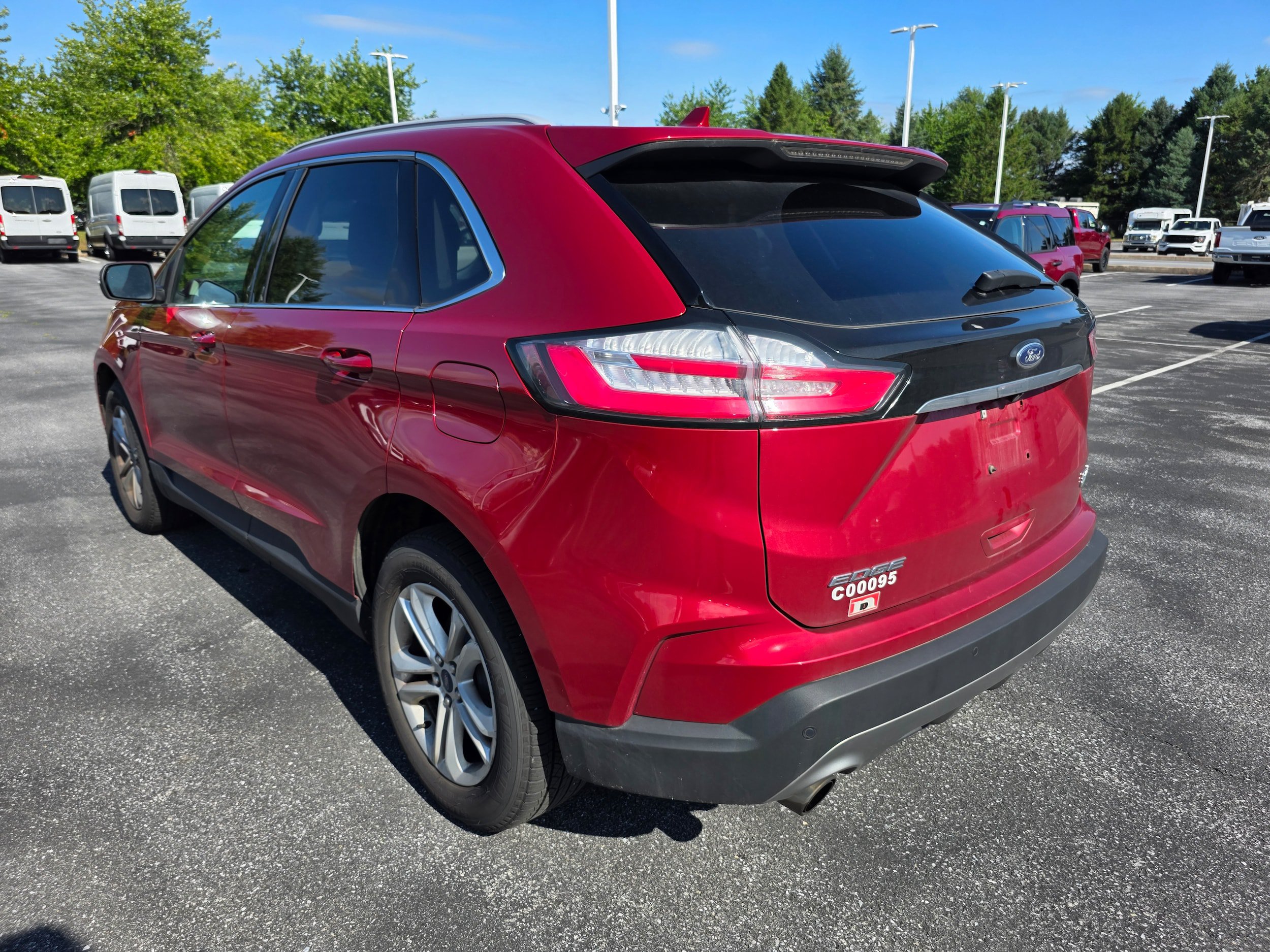 Certified 2020 Ford Edge SEL w/ Convenience Package AWD/4WD image 3