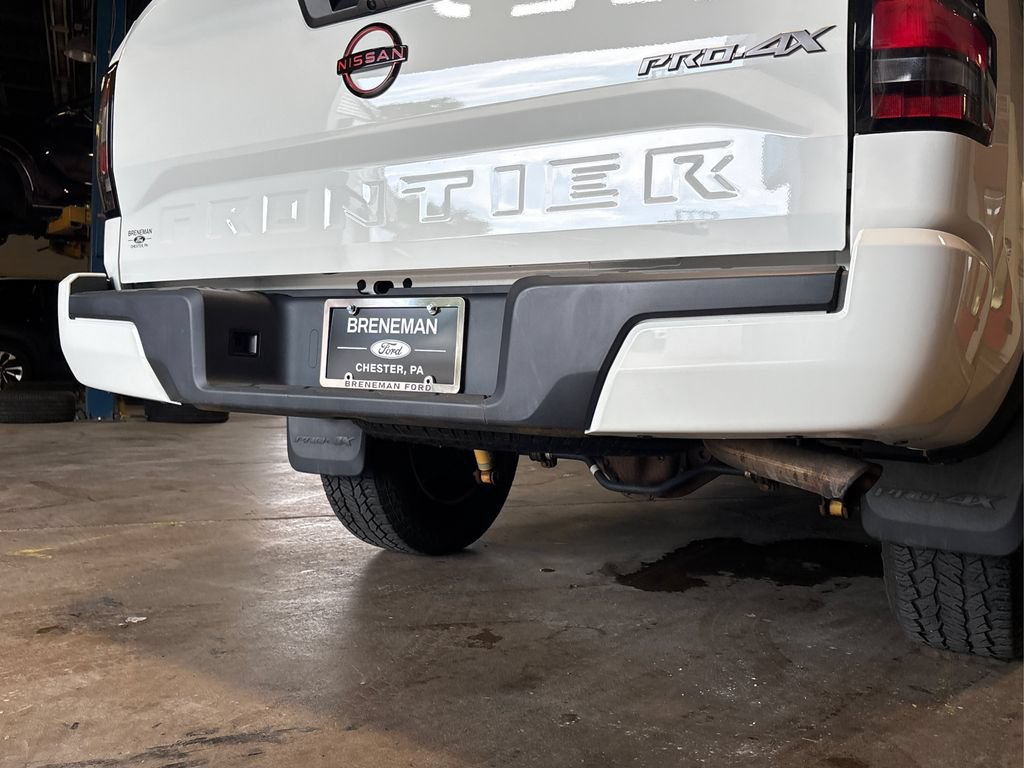 Used 2022 Nissan Frontier PRO-4X w/ Off-Road Protection Package AWD/4WD image 18