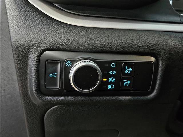 Certified 2023 Ford Explorer XLT RWD image 21