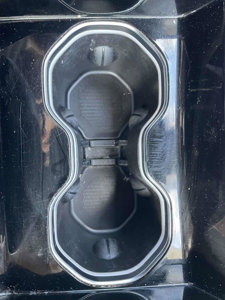 Used 2021 Jeep Grand Cherokee L Laredo image 18