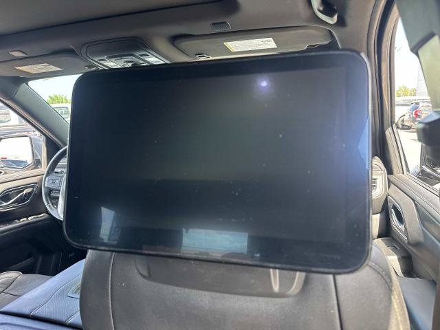 Used 2021 GMC Yukon SLT w/ SLT Premium Package RWD image 13