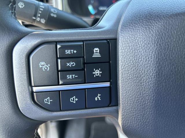 Certified 2025 Ford F350 Lariat w/ Lariat Ultimate Package AWD/4WD image 32