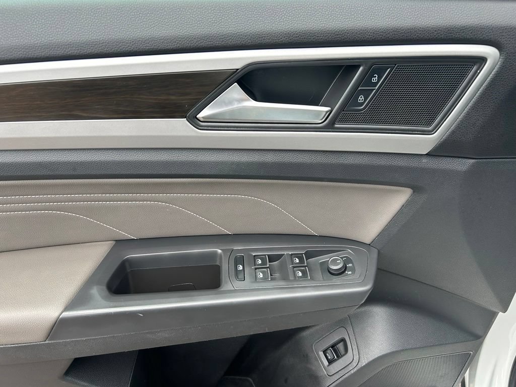 Used 2023 Volkswagen Atlas SE AWD/4WD image 14