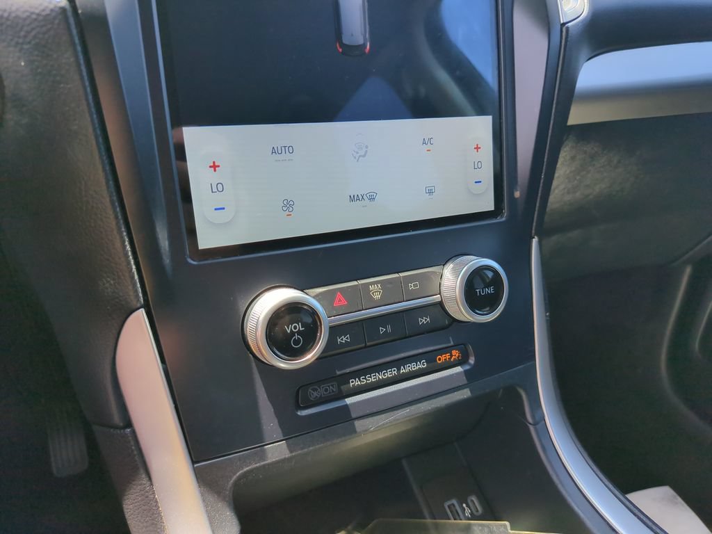 Certified 2022 Ford Edge SE w/ Black Appearance Package AWD/4WD image 26