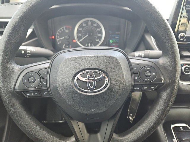 Used 2022 Toyota Corolla LE image 10