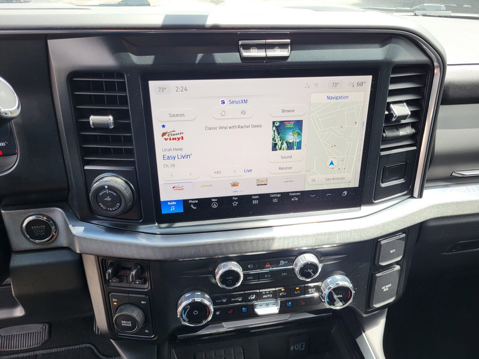 Certified 2025 Ford F350 Platinum AWD/4WD image 22