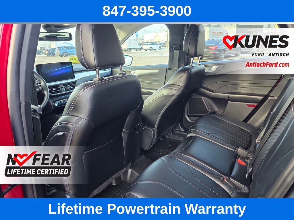 Certified 2025 Ford Escape Platinum w/ Premium Technology Package image 28