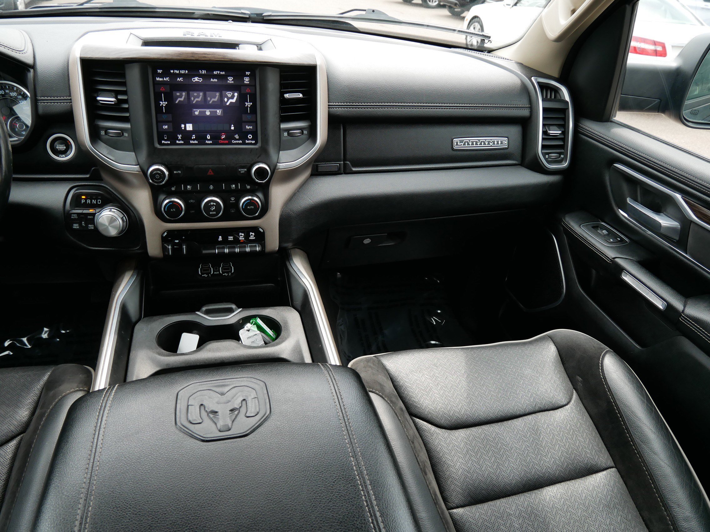 Used 2020 RAM 1500 Laramie AWD/4WD image 11