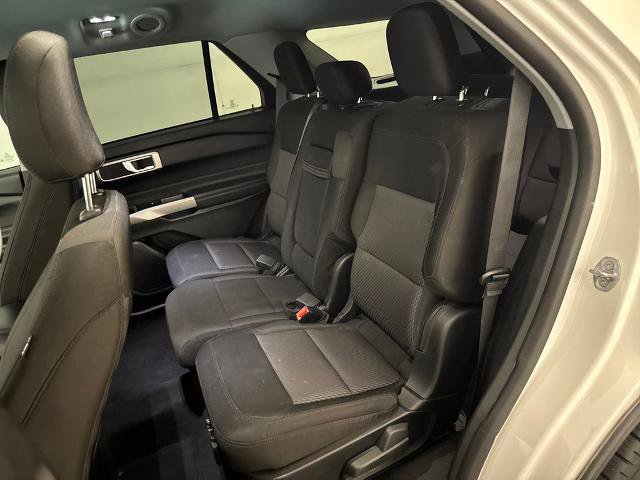 Certified 2023 Ford Explorer XLT RWD image 31